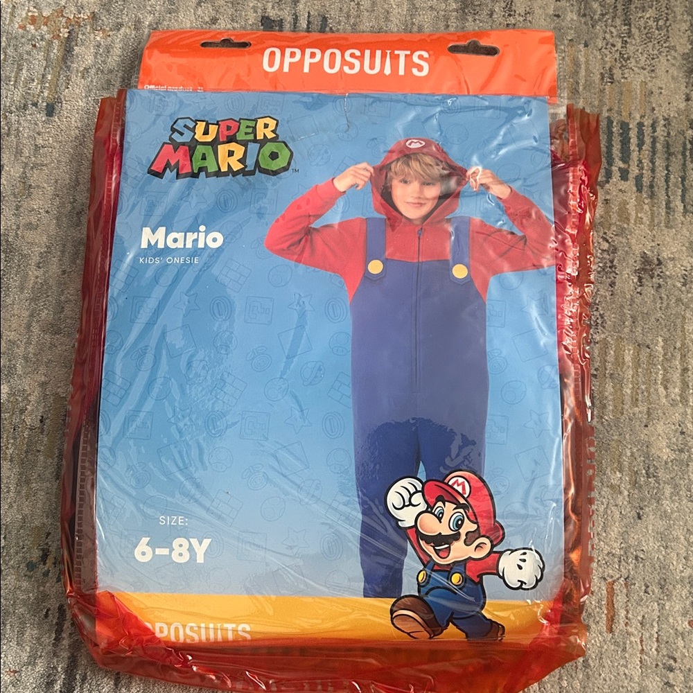 Super Mario costume